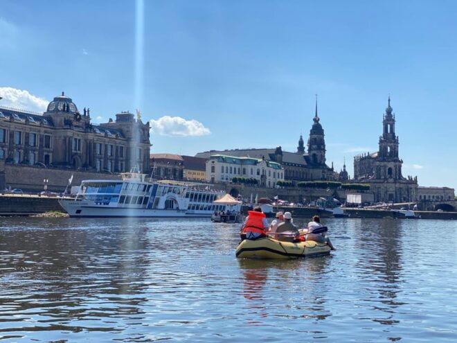 Dresden: Inflatable Boat Tour to Meißen - Safety Guidelines