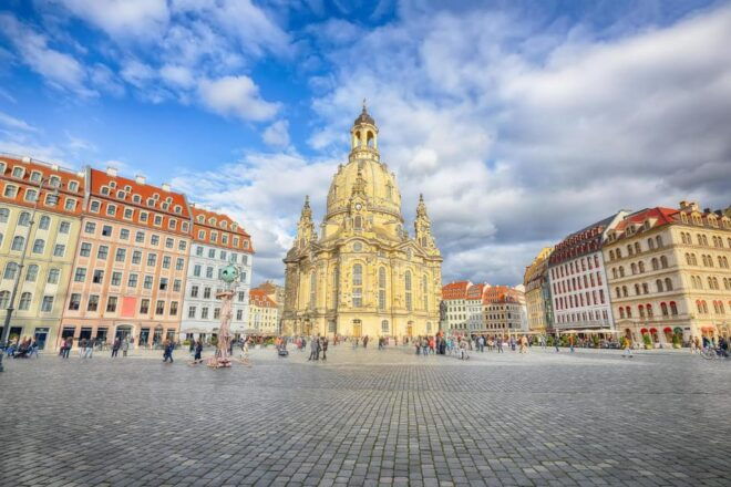 Dresden: Insta-Perfect Walk With a Local - Perfect Instagram Spots