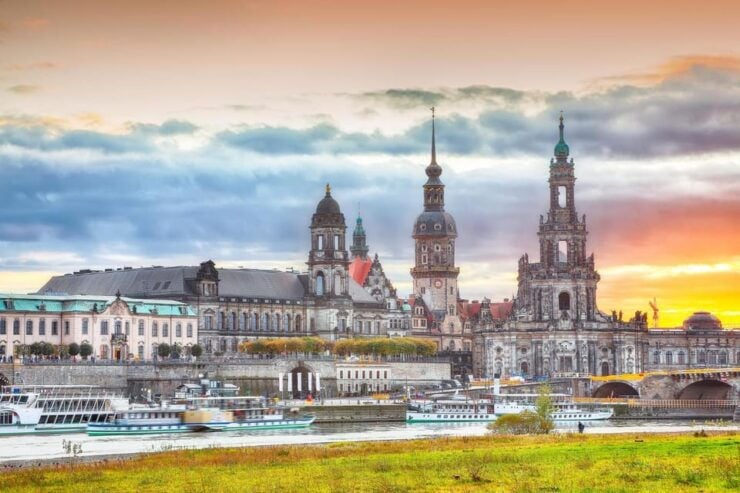 Dresden: Insta-Perfect Walk With a Local - Important Information