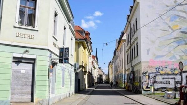 Dresden: Neustadt - Creative & Trendy, Neighbourhood Walk - Frequently Asked Questions