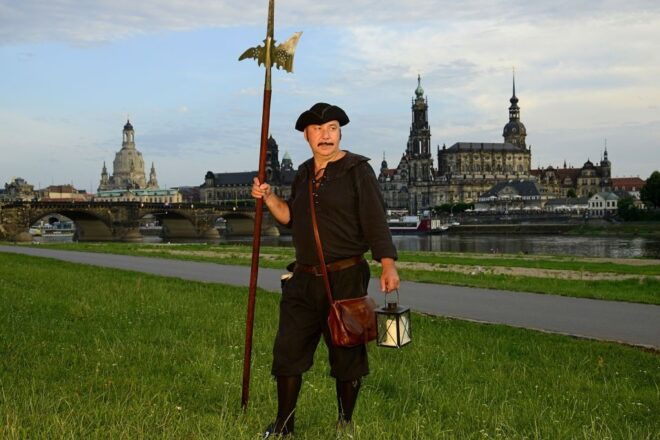 Dresden: Night Watchman Tour Through The Old Town - Meeting Point and Important Information