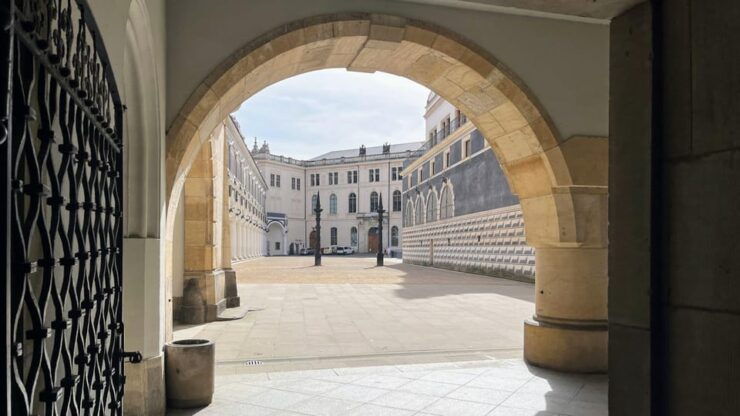 Dresden: Old Town Highlights Self-guided Tour - Key Points