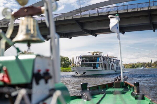 Dresden: River Sightseeing Boat Cruise - Common Questions