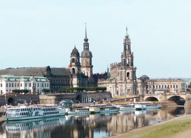 Dresden: Segway Tour Along the Elbe and Old Town - Dresden Castle
