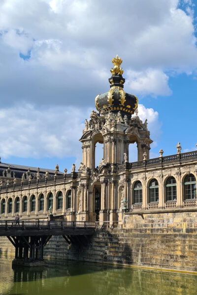 Dresden: Sightseeing Bicycle Tour With Tasting De/En - Tips for Participants