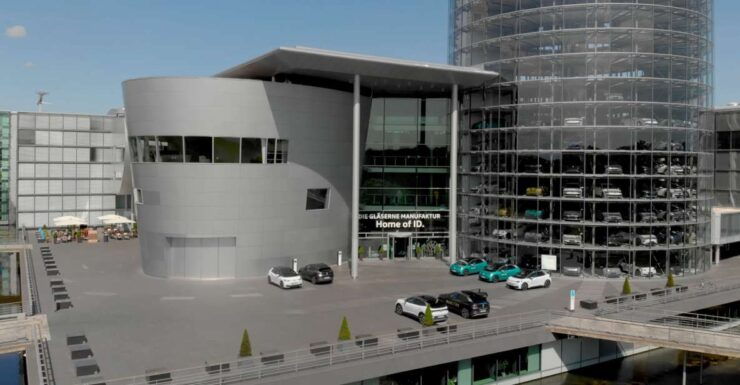Dresden: Tour of VW's Transparent Factory - Factory Overview