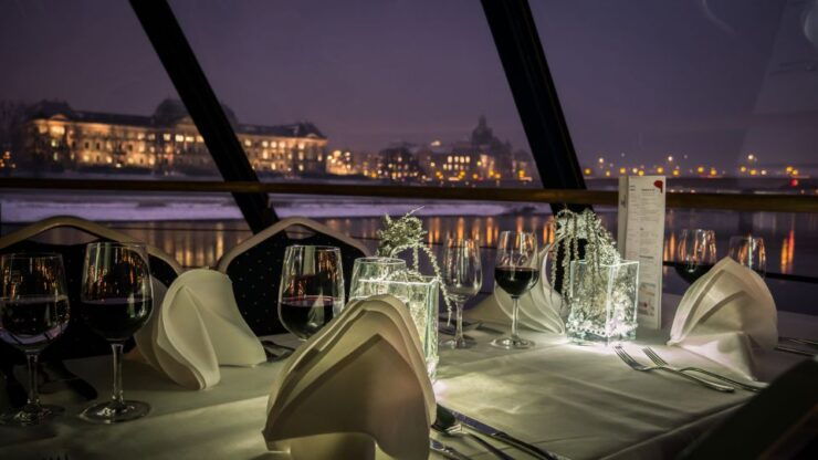 Dresden Winterlights - Evening River Cruise With Dinner - Highlights of the Evening Cruise