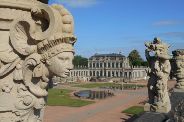 Dresden With a Touch of Xmas: English Small Group Tour - Common Questions