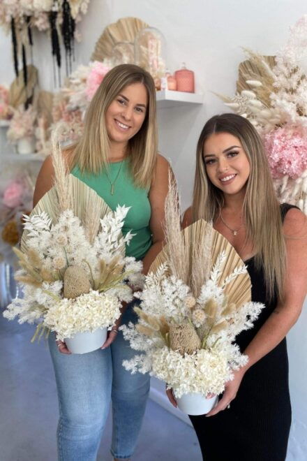 Dried Flower Arranging Bachelorette Party - Key Highlights