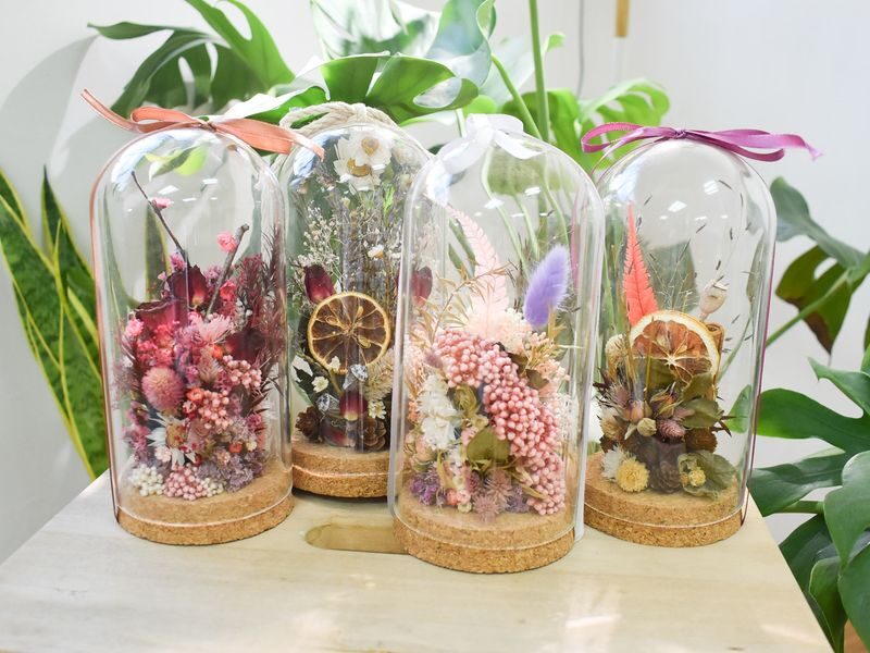 Dried Flowers Dome Workshop in Marymount - Choosing flowers is half the pleasure