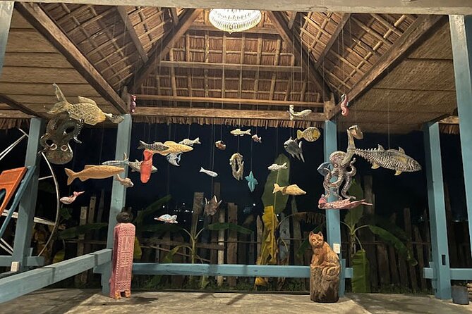 Driftwood Village Artisan Experience - Private Tour - Local Guide Expertise