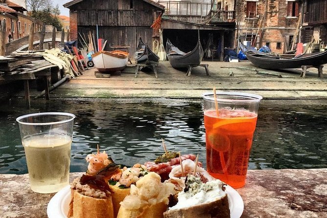 Drink Eat and Walk in Venice - Snacks and Tapas Tasting