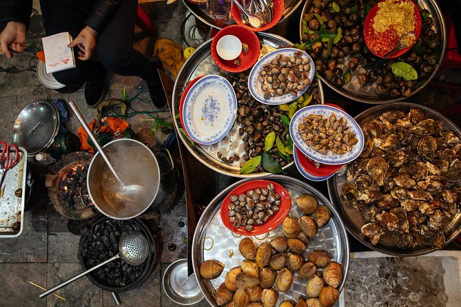 Drinks & Bites in Hanoi Private Tour - Indulge in Authentic Vietnamese Cuisine