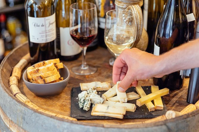 Drinks & Bites in Paris Private Tour - Tour Highlights