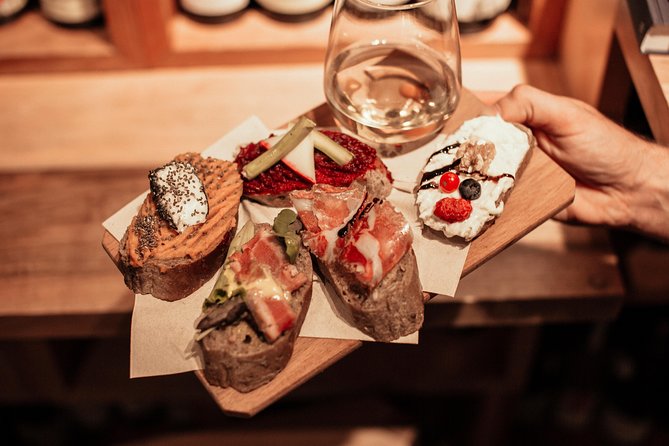 Drinks & Bites in Venice Private Tour - Wine and Prosecco Tasting