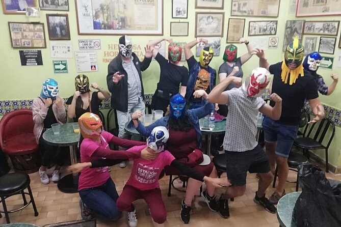 Drinks, Music and Lucha Libre on a Saturday Night in Mexico City - Meeting Point and Start Time