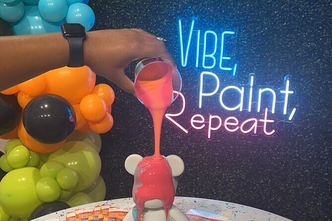 Drip Bear Paint & Sip Experience - What Makes This Experience Stand Out?