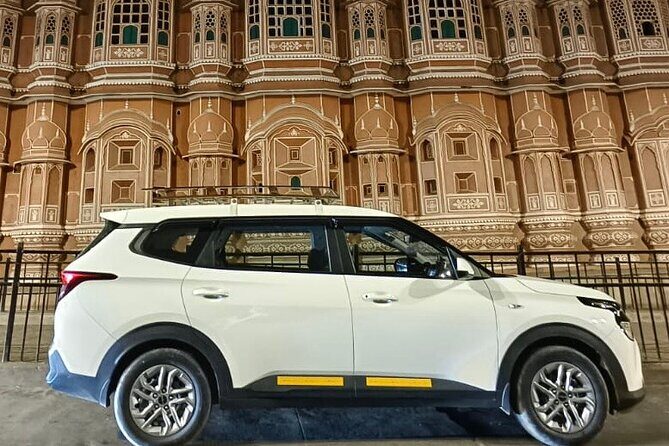 Driver Jaipur Day Tours - What Makes Driver Jaipur Day Tours Stand Out?