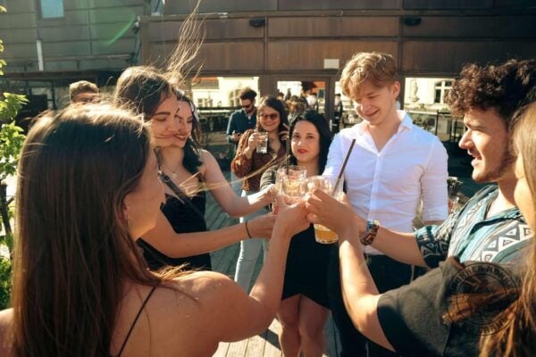 Drunken Monkey Prague Daytime Pub Crawl Open Bar Party Vibes - Tips for an Amazing Experience