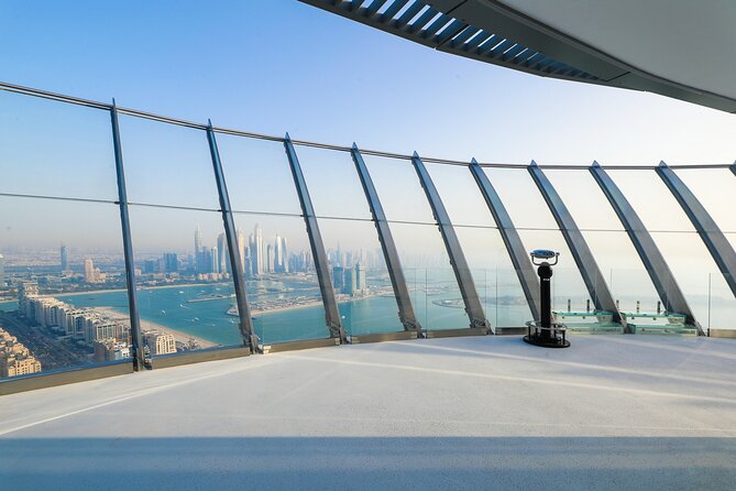 Dubai 12 Mins Helicopter Tour With Admission to the View at the Palm (Non Prime) - Maximum Weight and Group Size