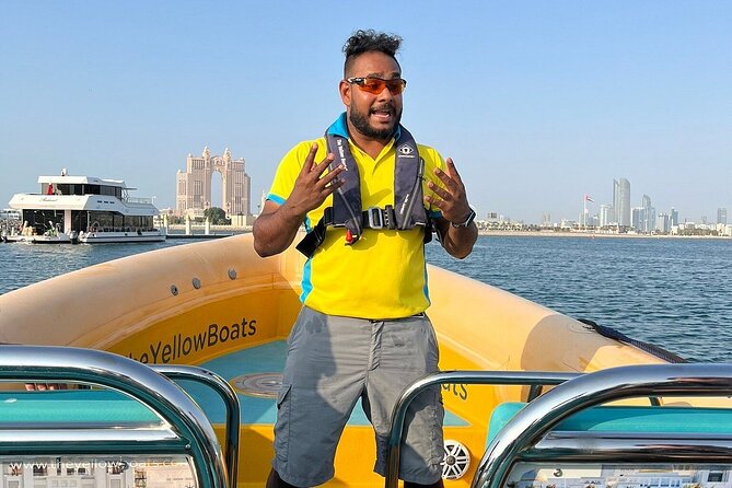 Dubai 60-Min Yellow Boat Tour - Background