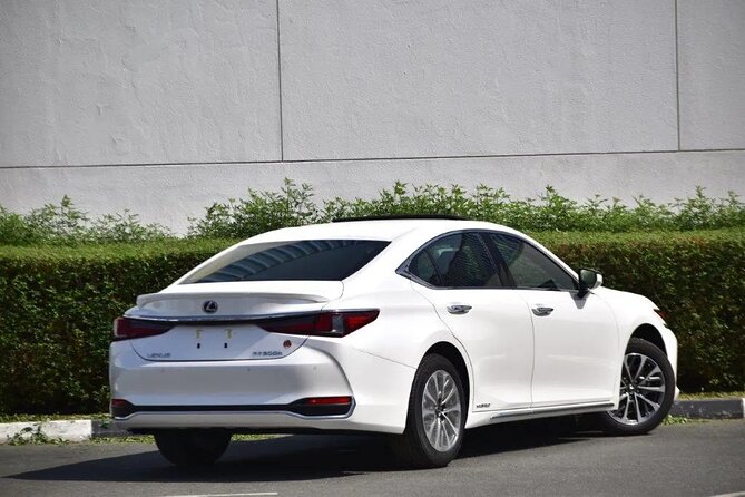Dubai Airport to Dubai City Transfer in Lexus Sedan - Operating Hours