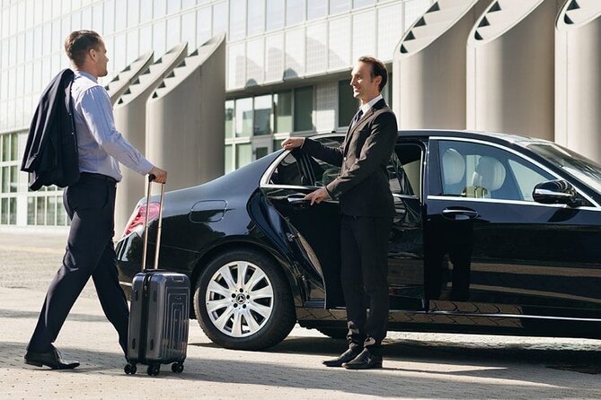Dubai Airport to Dubai City Transfer in Lexus Sedan - Additional Services