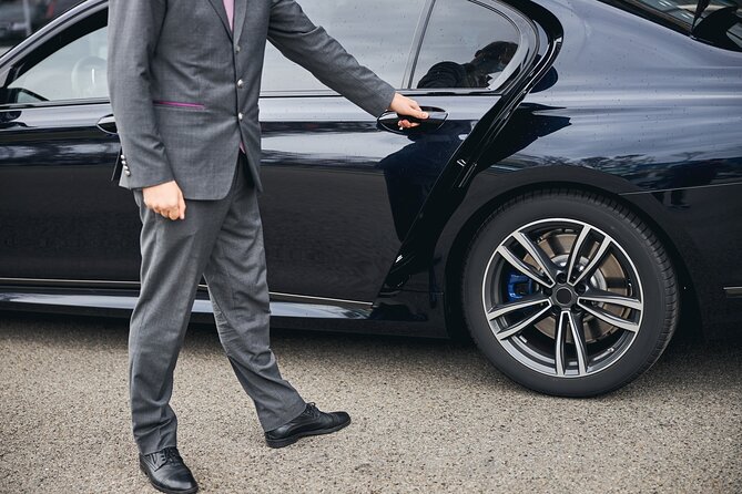 Dubai Airport Transfer to Dubai Hotel - Whats Included