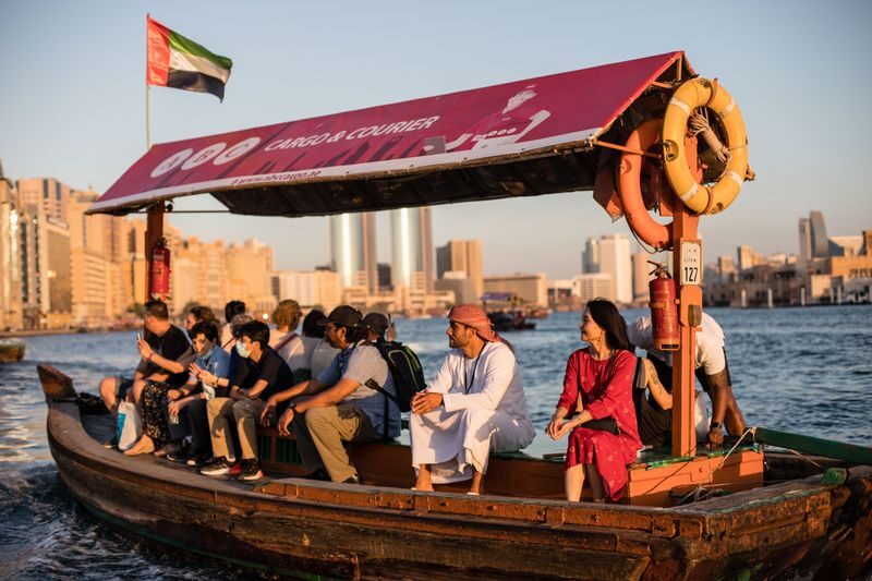 Dubai Aladdin Tour: Museums, Souks, street food and Boat Guided Tour - Cross Dubai Creek by abra