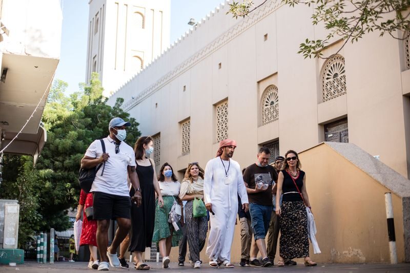 Dubai Aladdin Tour: Museums, Souks, street food and Boat Guided Tour - What the three-hour format means