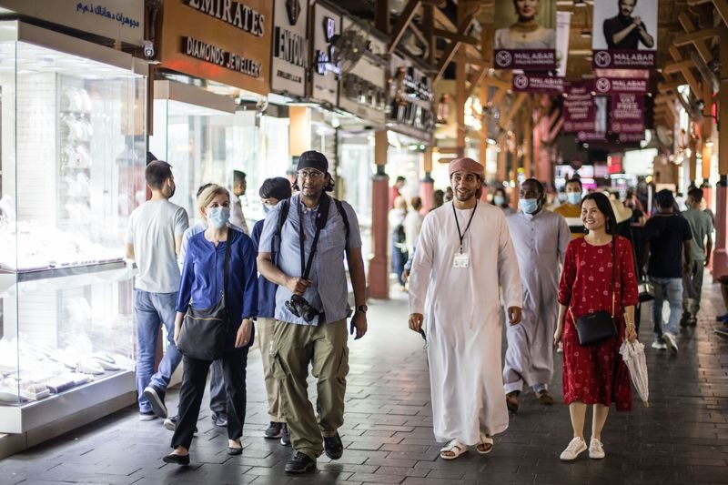 Dubai Aladdin Tour: Museums, Souks, street food and Boat Guided Tour - Who will get the most from it?