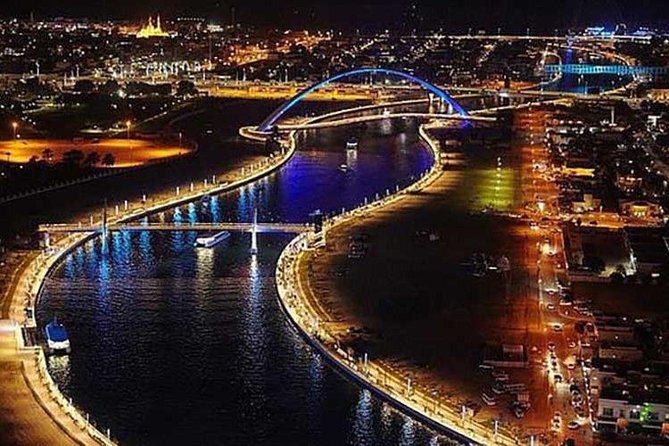 Dubai Canal Dhow Cruise Dinner - Capture Memories With Stunning Photo Opportunities