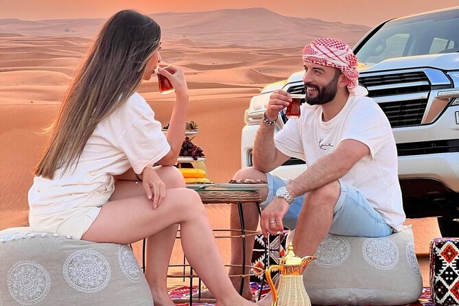 Dubai Desert Safari: 4x4 Dune Bashing, Camel Ride & BBQ Dinner - Enjoy a Memorable Camel Ride