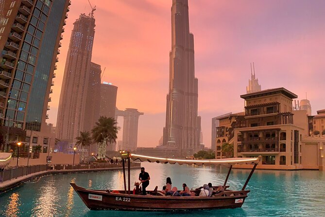 Dubai Fountain Show And Lake Ride - Meeting and Pickup