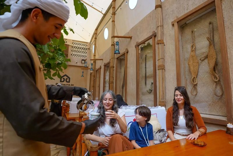 Dubai Frame Half-Day City Highlights Tour - Dubai Frame: the main included attraction