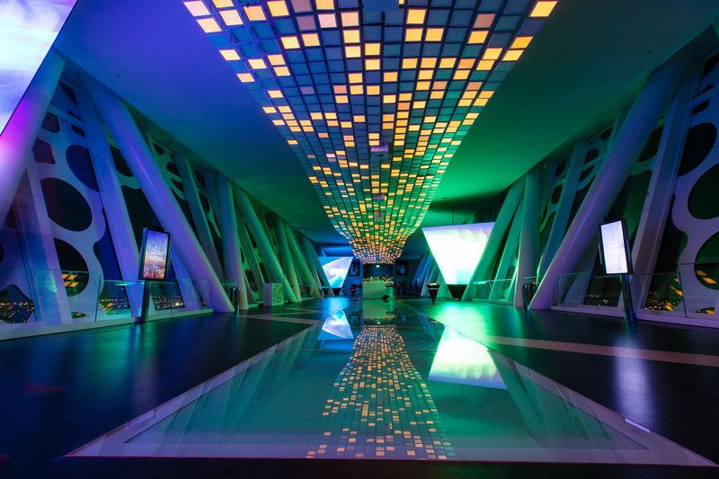 Dubai Frame Ticket - Queues can change a one-hour stop into a longer visit