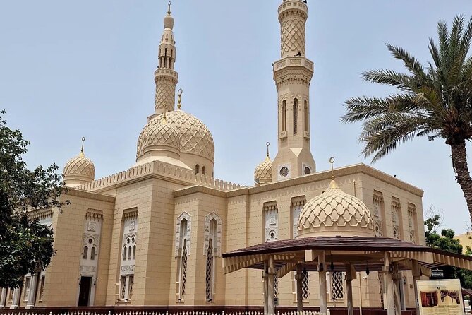 Dubai Half Day City Tour With Burj Khalifa Ticket - Transportation Details