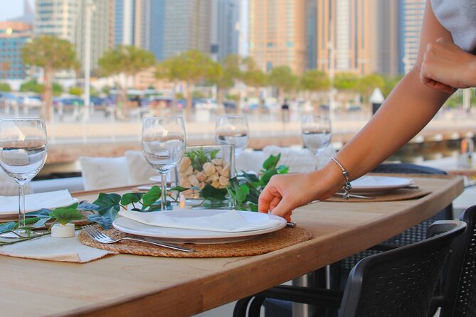 Dubai Harbour and Marina: Yacht Tour - Start Time