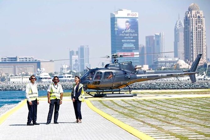 Dubai Helicopter The Grand Tour for 30 Minutes - Meeting and Pickup