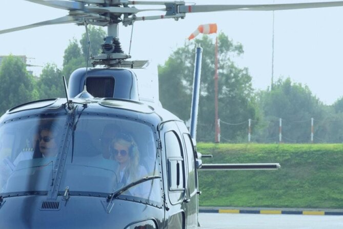 Dubai Helicopter Tour - 17 Minutes - The Sum Up
