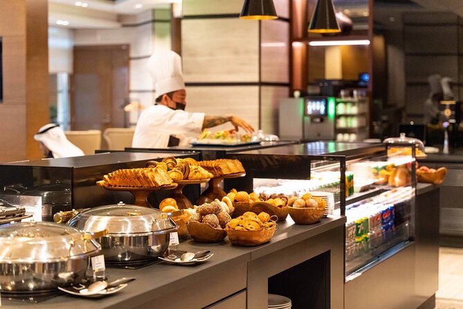 Dubai International Airport (DXB) T3/T1/T2 Luxury Lounge Access - Meeting and Pickup Information
