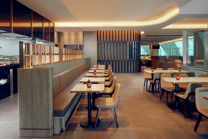 Dubai International Airport Plaza Premium Lounge at Terminal 3 - Mobile Ticket and Duration