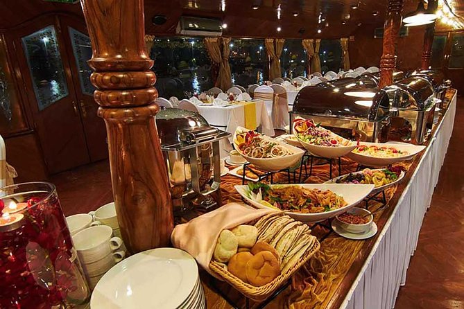 Dubai Marina Dhow Dinner Cruise - Sightseeing Opportunities During the Cruise