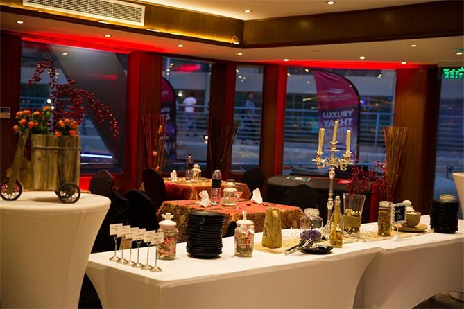 Dubai Marina Luxury Yatch Cruise Dinner With Live Shows - Good To Know