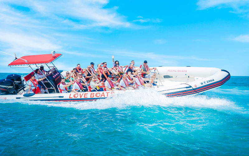 Dubai Marina Speedboat Tour - Who will enjoy this ride