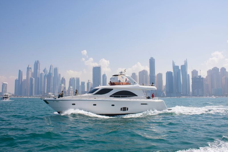 Dubai Marina Yatch Experience - At a glance