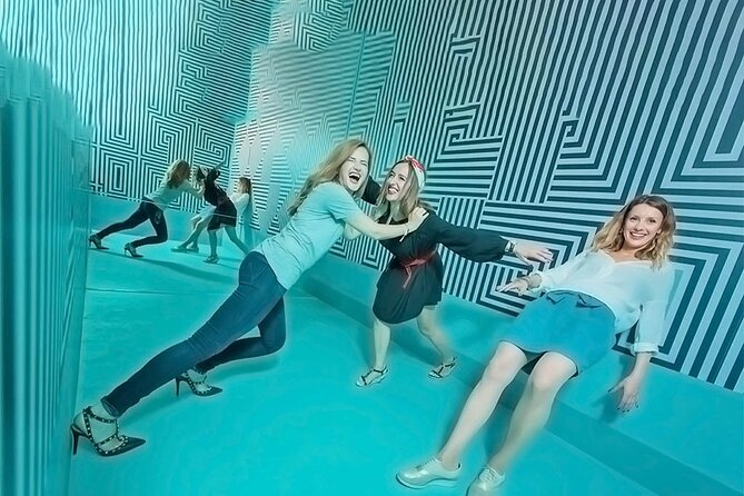 Dubai Museum of Illusions Ticket - Inclusions With the Ticket