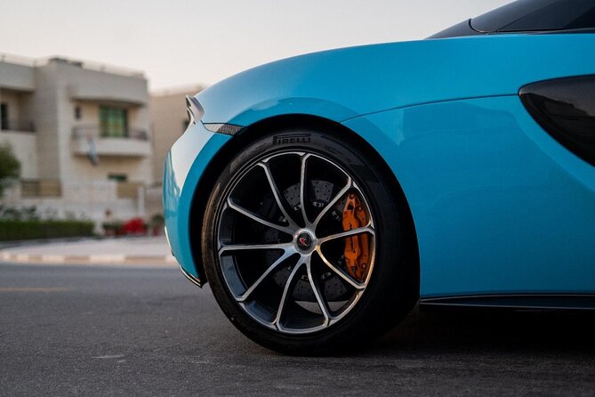 Dubai Private Driver Transfers, Economic or Luxury Cars - Luxurious Transportation Options