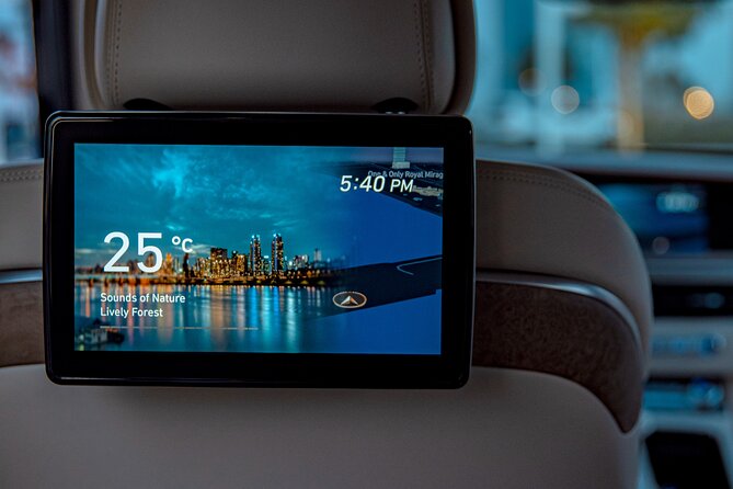 Dubai Private Transfer in GENESIS Limousine - The Sum Up