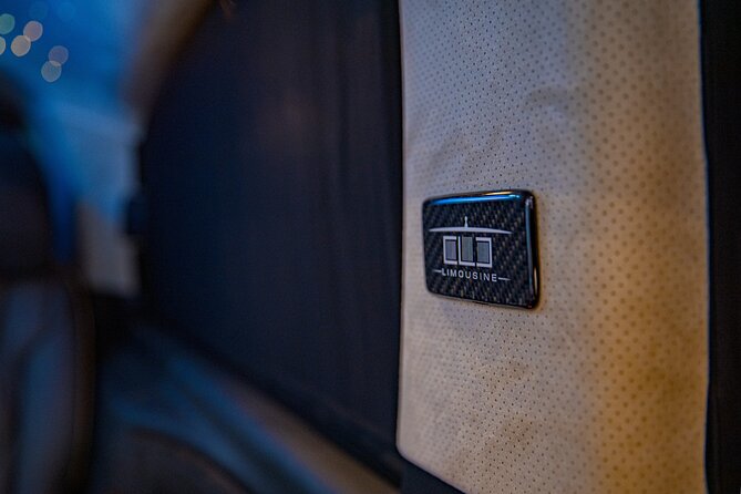 Dubai Private Transfer in VAN Falcon Edition - Booking Information and Terms